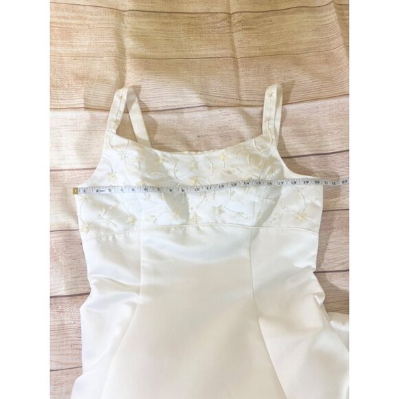 Oleg Cassini Women's A Line Caviar Beaded Weddiing Dress With Train - 20 - Picture 13 of 16